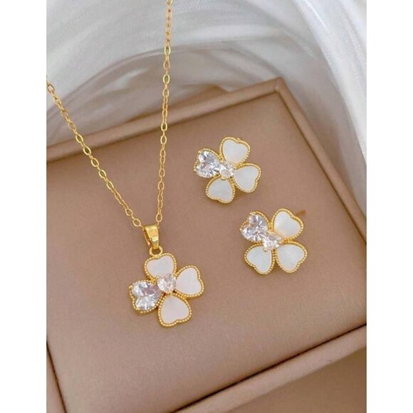 18K Gold Plated Four-Leaf Clover Necklace & Earrings Set With White Enamel & CZ - Picture 1 of 3